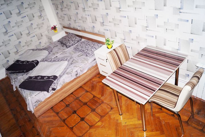 Room 16 of 26