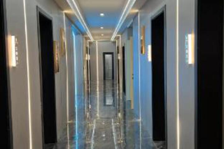 Four Seasons Esports B & B Hotel