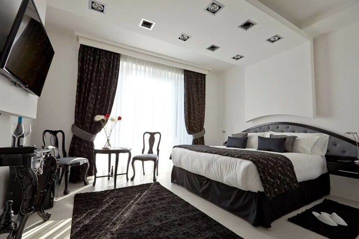 Suite Photo