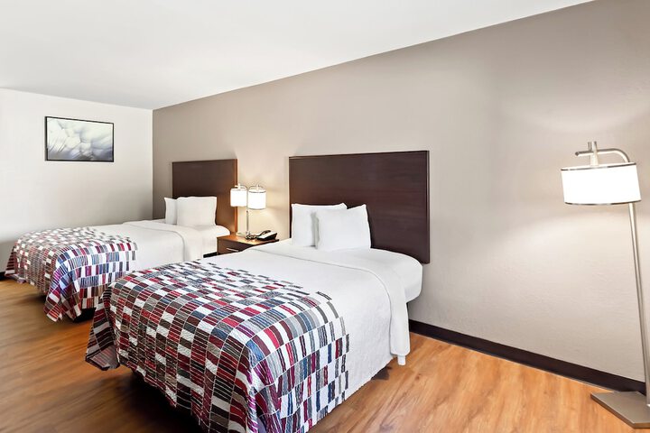 Room 6 of 43