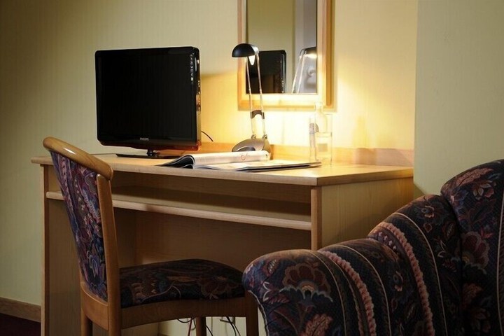 Room 12 of 44