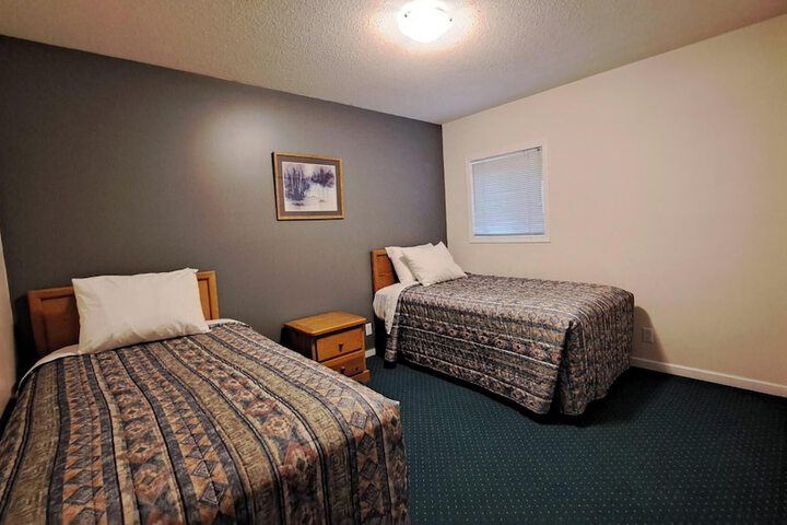 Room 66 of 176