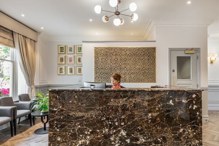 Guest Lobby