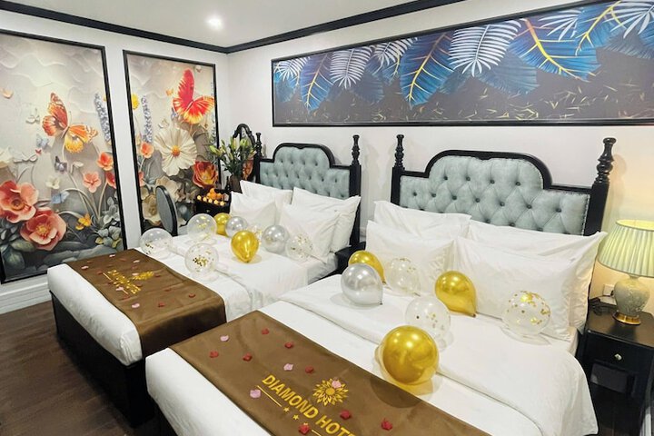 Room 53 of 113