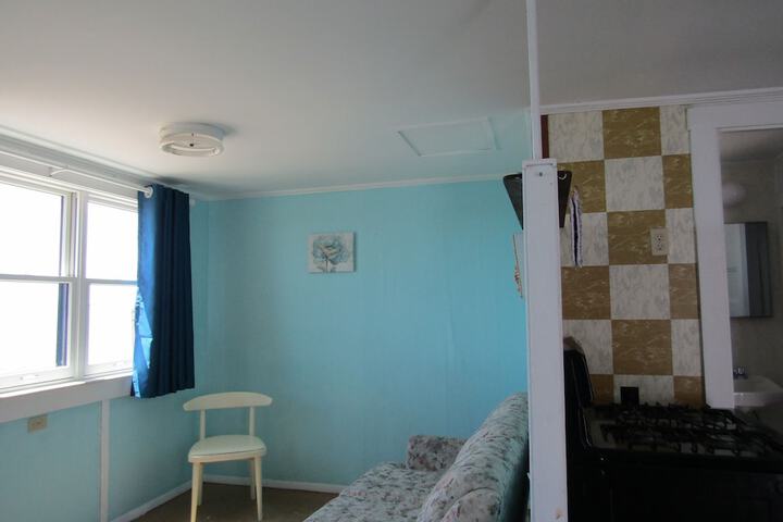 Room 127 of 219