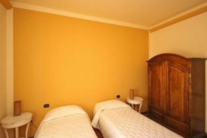 Room 19 of 51