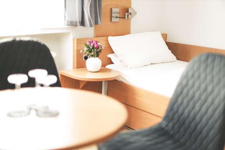 Room 3 of 10