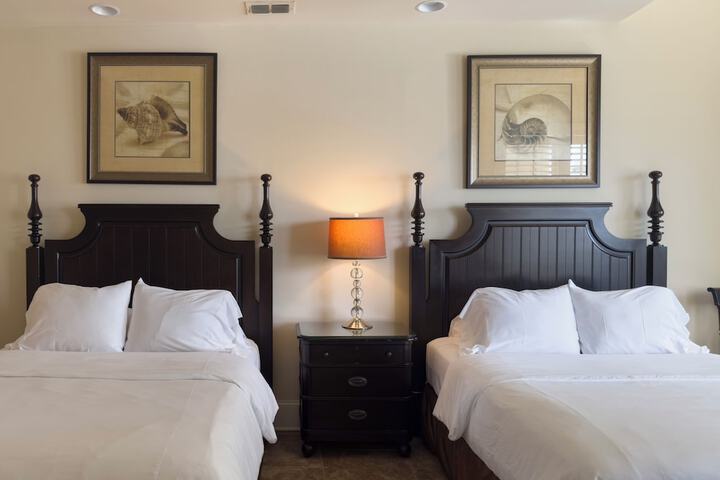 Room 2 of 39