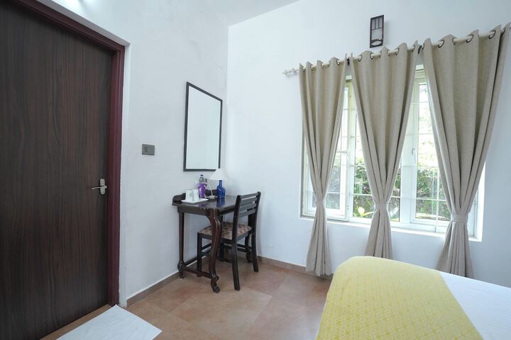 Room 9 of 47