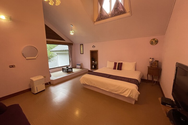Room 15 of 73