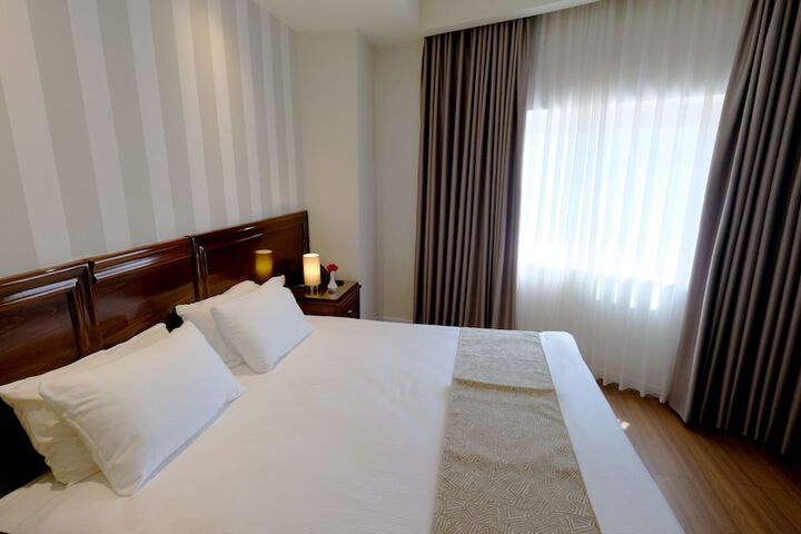 Room 19 of 53
