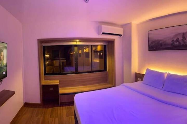 Room 17 of 30