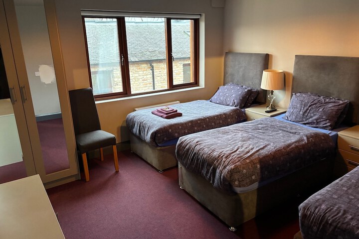 Room 5 of 15