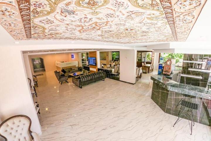 Hotel Interior 4 of 25
