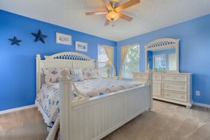 Room 204 of 272