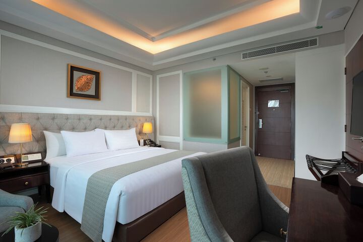 Room 26 of 112