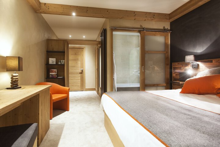 Room 10 of 47