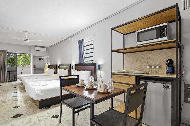 Room 19 of 40