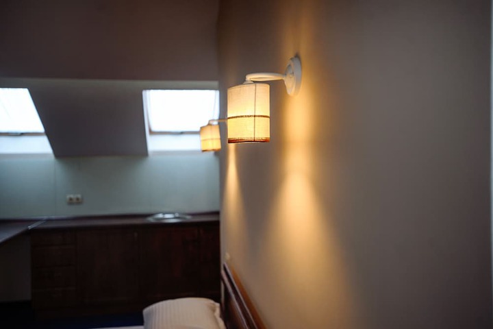 Room 18 of 50