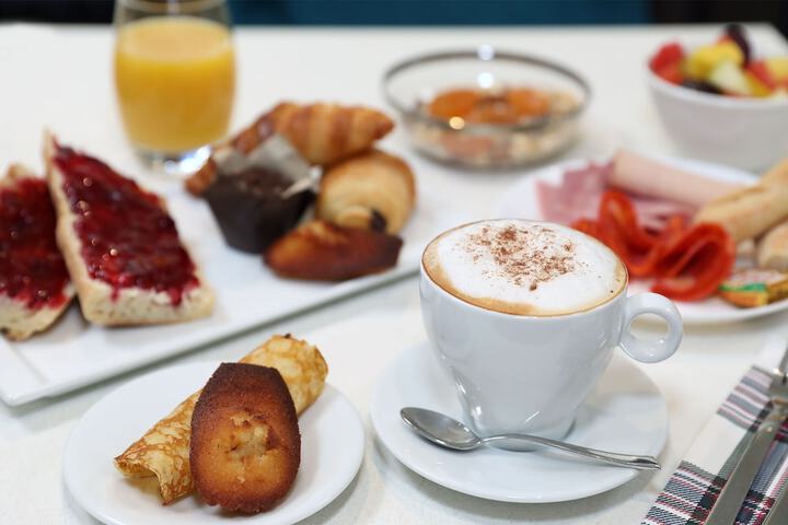 Breakfast/Coffee Service 57 of 74