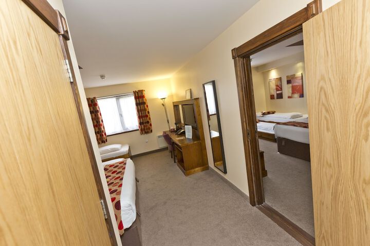 Room 7 of 135
