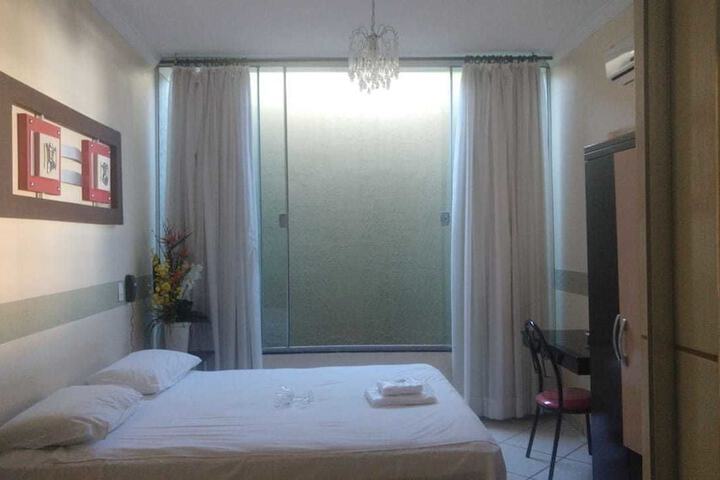 Room 16 of 27