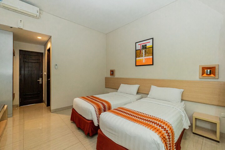 Room 13 of 111
