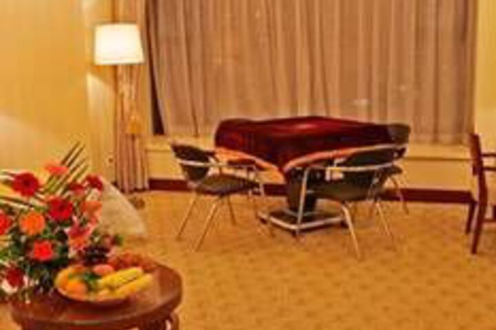 Room 43 of 73