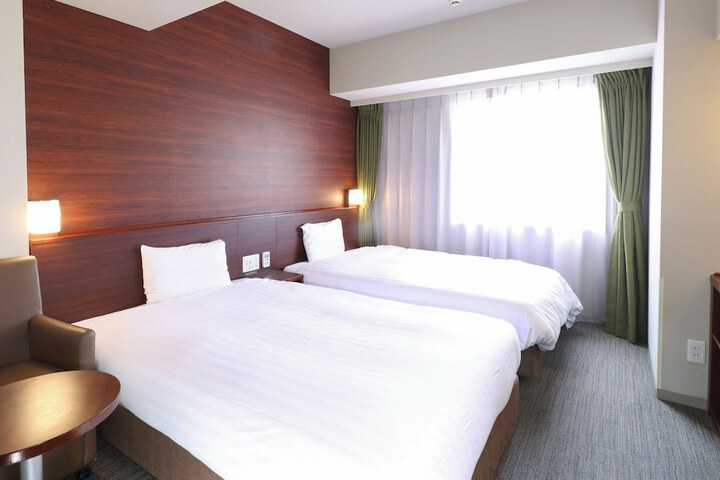 Room 15 of 126
