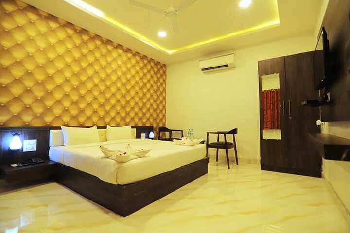 Raha Hotel