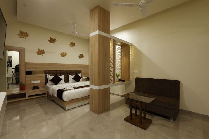 Room 5 of 29