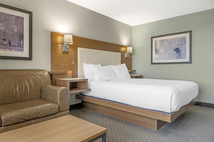 Room 20 of 65