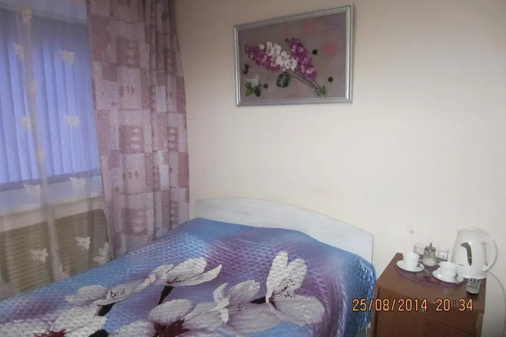 Room 3 of 10