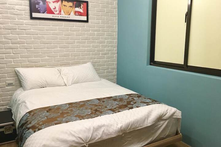 Room 22 of 45