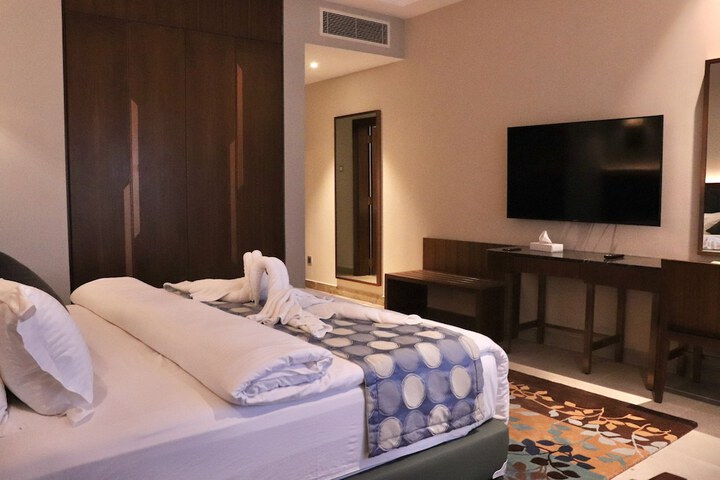 Room 14 of 71