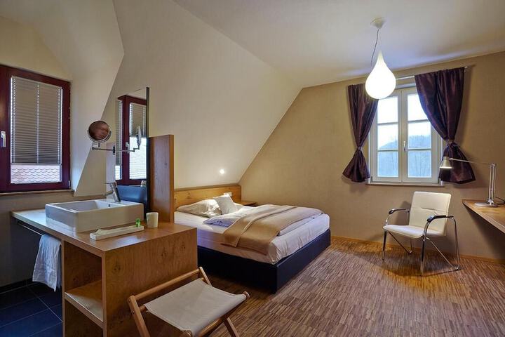 Room 10 of 58