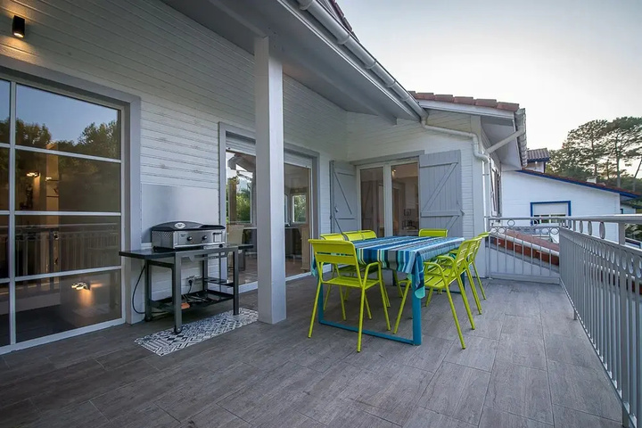 Terrace/Patio 7 of 18