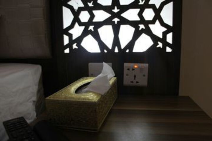 Room 7 of 19