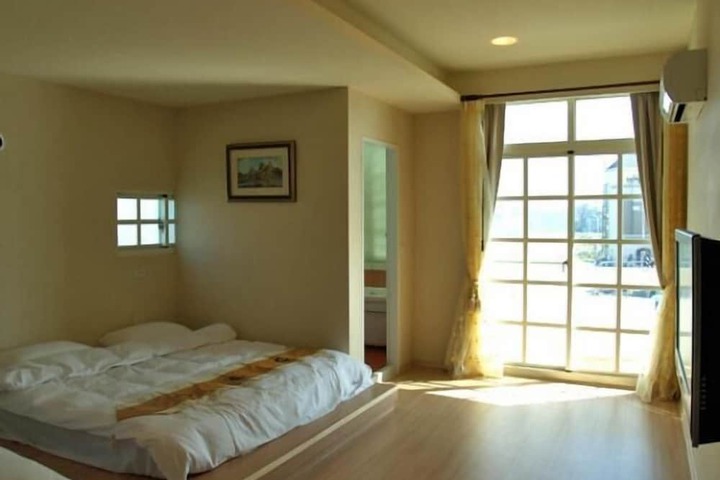 Room 13 of 51