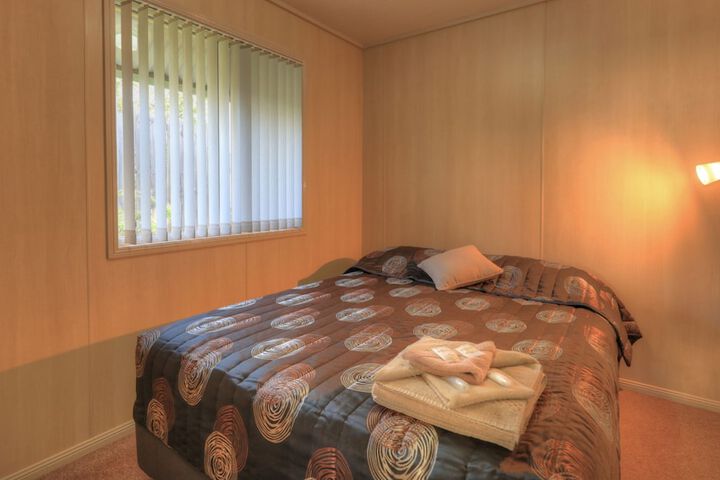 Room 7 of 27