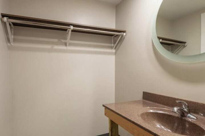 Room 12 of 17