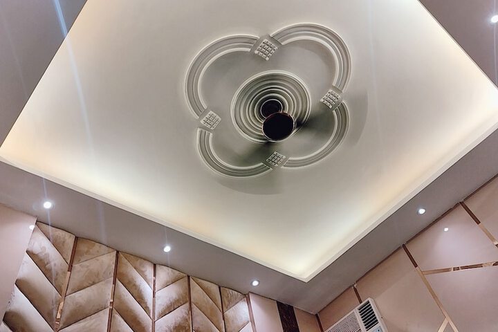 Room 3 of 17