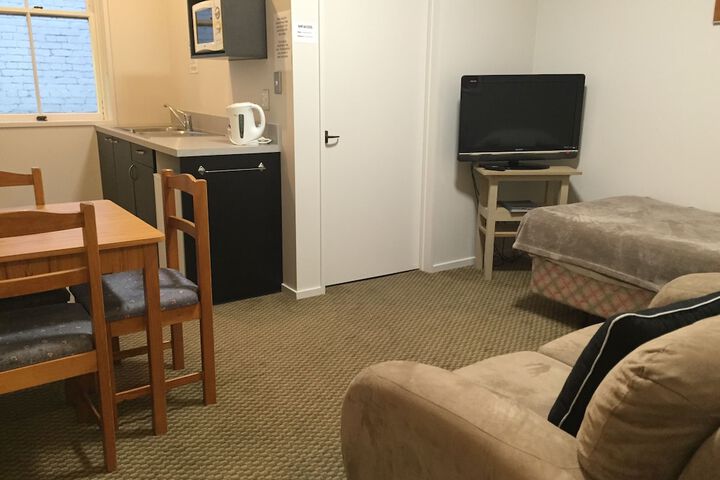 Room 44 of 70