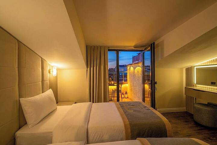 Room 49 of 74