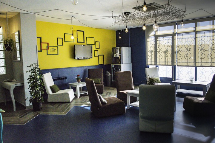Guest Lobby