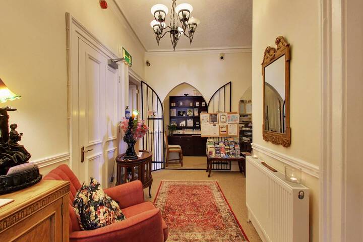 Hotel Lobby