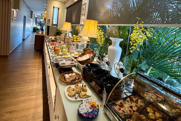 Dining 54 of 72