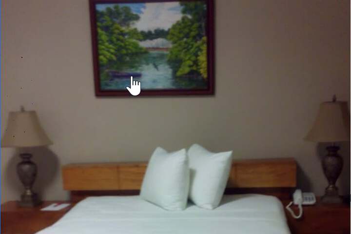 Room 5 of 11