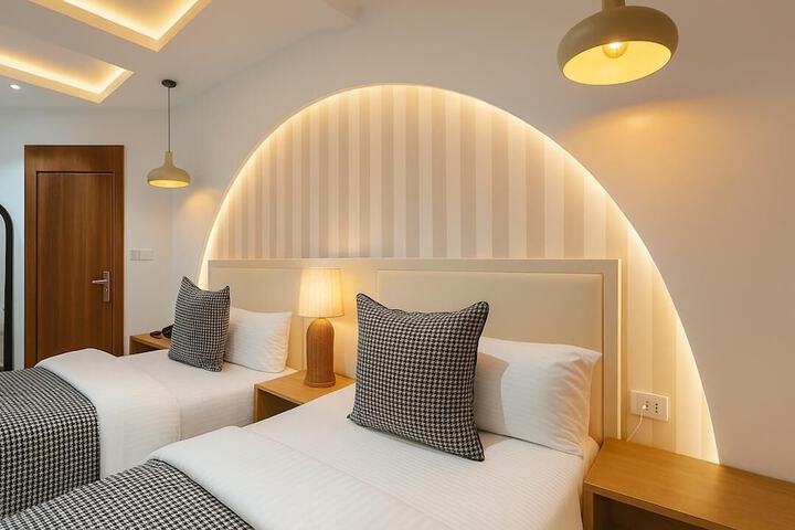 Room 4 of 26