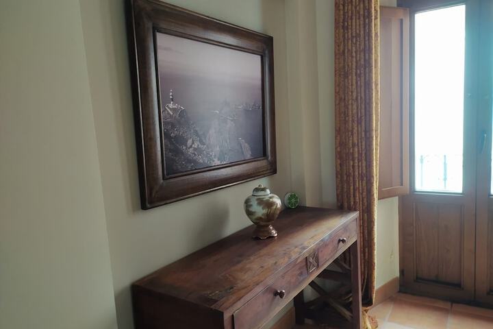 Room 18 of 95